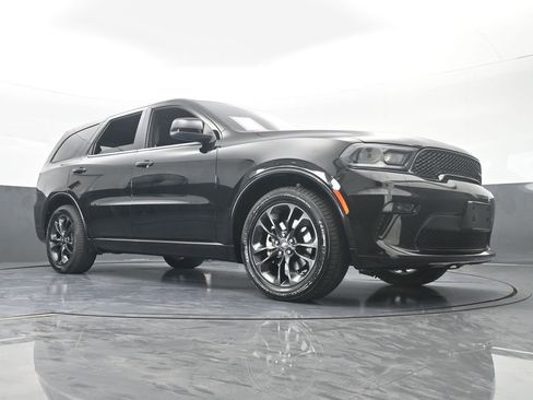 Used 2022 Dodge Durango SXT w/ Blacktop Package image 57