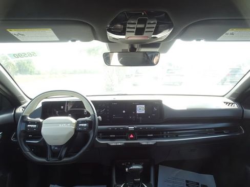 Used 2025 Kia K4 GT-Line w/ GT-Line Sunroof Package FWD image 11