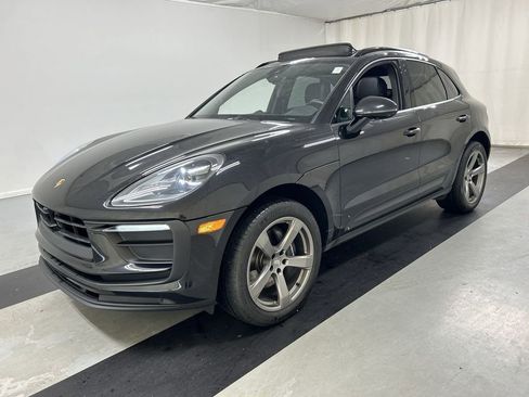 Used 2024 Porsche Macan image 5