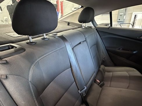 Used 2018 Chevrolet Cruze LT image 26