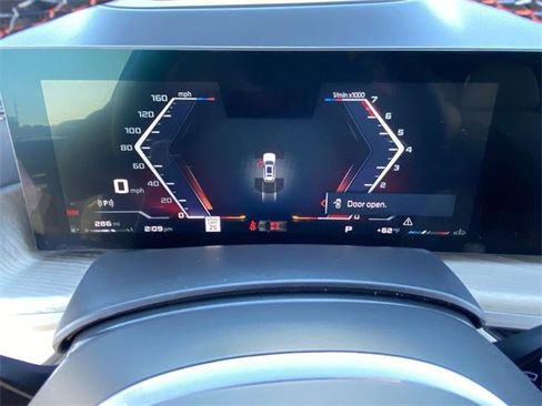 Certified 2025 BMW X7 M60i image 26