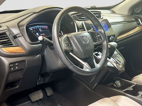 Used 2018 Honda CR-V Touring image 7