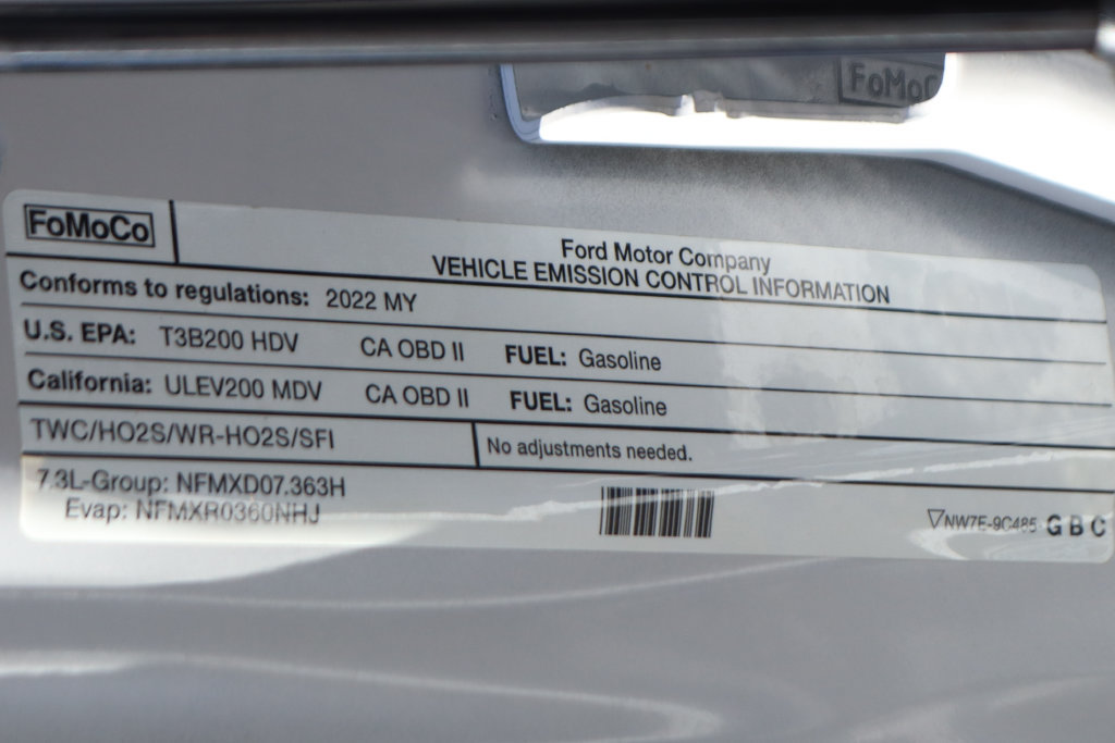 Used 2022 Ford F250 Lariat w/ Black Appearance Package AWD/4WD image 14