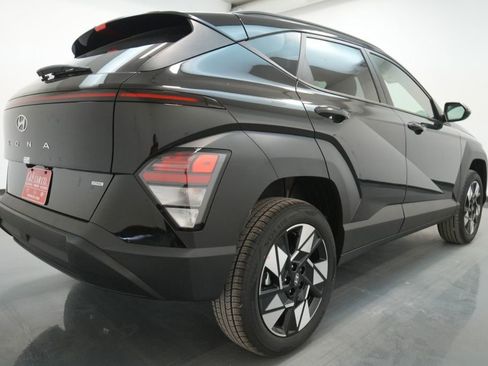 New 2025 Hyundai Kona SEL image 10