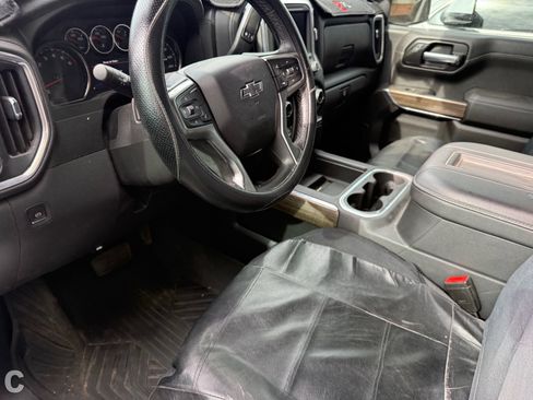 Used 2021 Chevrolet Silverado 1500 RST AWD/4WD image 12