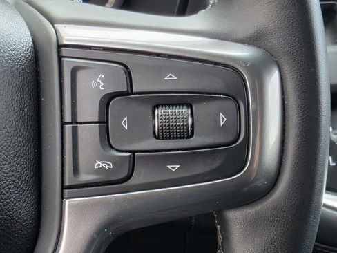 Used 2023 Chevrolet Suburban LT w/ Luxury Package image 39