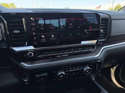 Certified 2022 GMC Sierra 1500 SLT w/ SLT Premium Plus Package AWD/4WD image 22