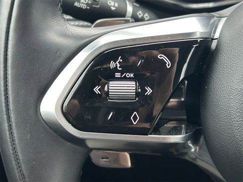 Used 2024 Jaguar F-PACE R-Dynamic S image 40