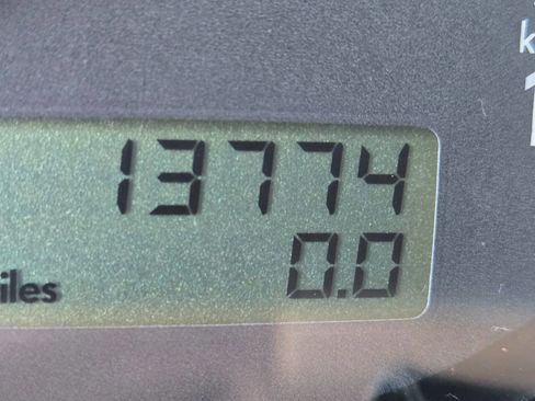 Used 2003 Volkswagen Jetta GL image 16