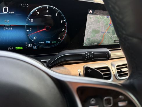 Certified 2023 Mercedes-Benz GLS 580 4MATIC image 18