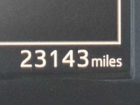 Used 2019 Toyota Corolla SE image 16