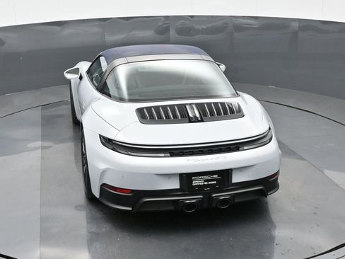 Used 2025 Porsche 911 Targa 4 GTS image 28