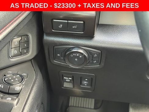 Used 2019 Ford Expedition Limited w/ Equipment Group 303A RWD image 21