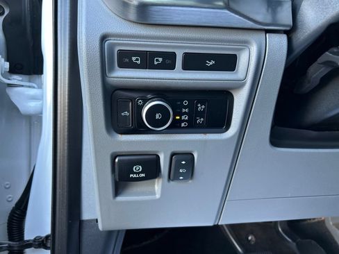 Used 2023 Ford F150 Lariat w/ Max Trailer Tow Package AWD/4WD image 21