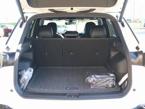 New 2026 Volkswagen Tiguan SE R-Line image 29