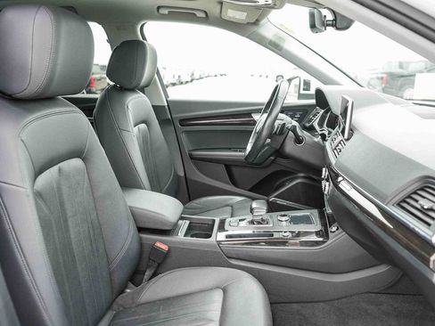 Used 2020 Audi Q5 2.0T Premium Plus w/ Premium Plus Package AWD/4WD image 25