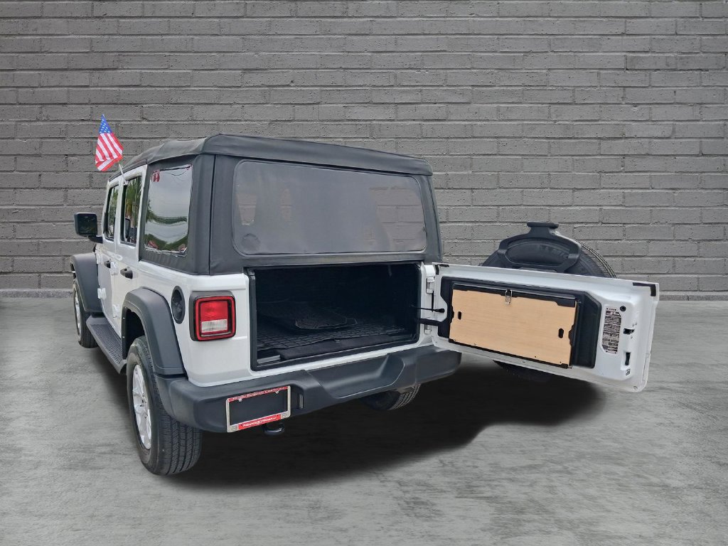 Used 2023 Jeep Wrangler Unlimited Sport AWD/4WD image 12