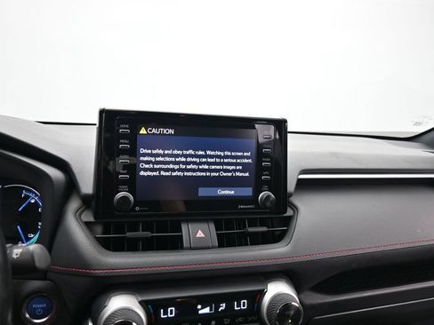 Used 2021 Toyota RAV4 SE w/ Weather & Moonroof Package AWD/4WD image 21
