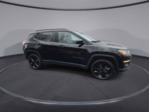 Used 2019 Jeep Compass Altitude image 17