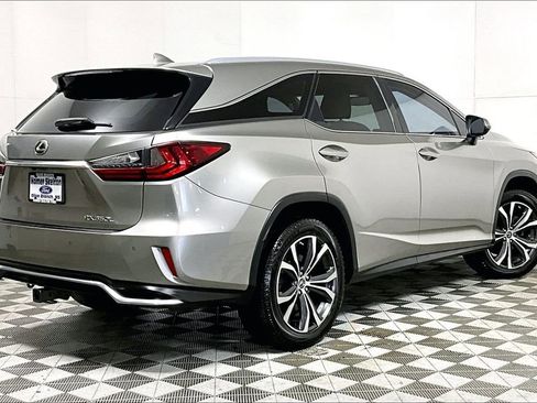 Used 2018 Lexus RX 350L FWD w/ Premium Package image 12