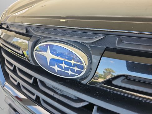 Used 2024 Subaru Forester Premium AWD/4WD image 32