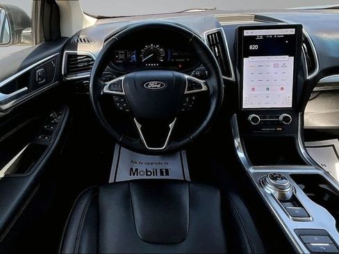 Used 2022 Ford Edge Titanium AWD/4WD image 8