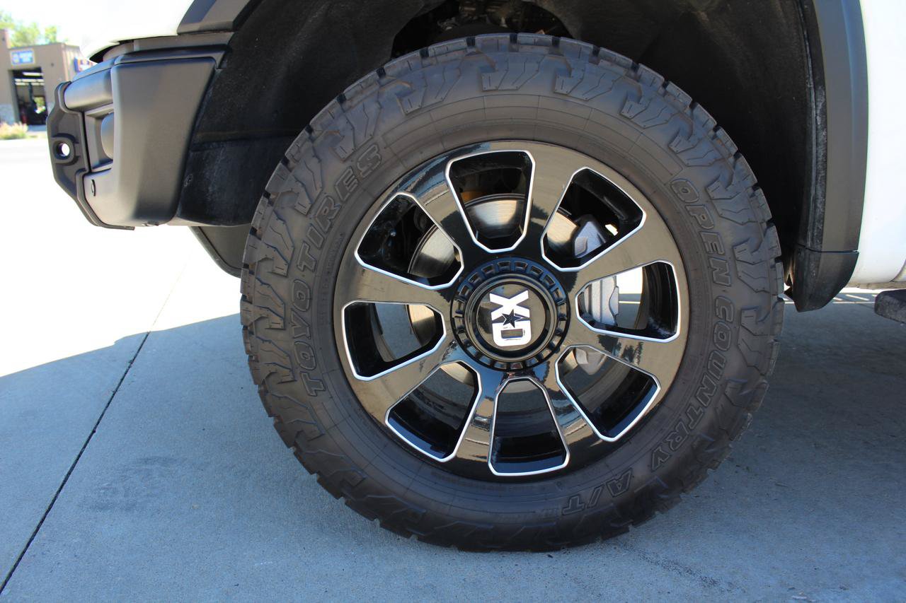 Used 2024 GMC Sierra 1500 AT4X AWD/4WD image 40