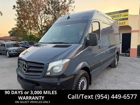 Used 2018 Mercedes-Benz Sprinter 2500 image 1