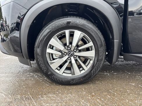 New 2025 Nissan Pathfinder SL image 11