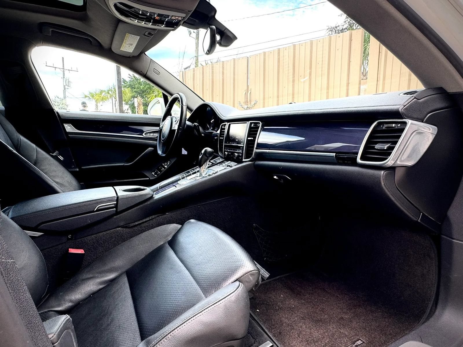 Used 2014 Porsche Panamera 4 AWD/4WD image 17