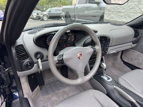 Used 2003 Porsche Boxster RWD image 6