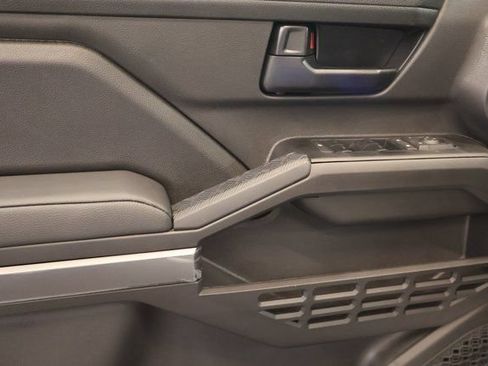 New 2026 Toyota Tacoma SR5 AWD/4WD image 9