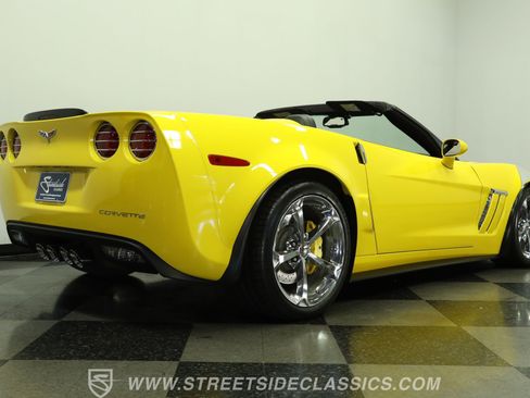 Used 2012 Chevrolet Corvette Grand Sport w/ 2LT Preferred Equipment Group RWD image 26