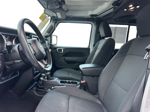 Used 2022 Jeep Wrangler Unlimited Sport image 6