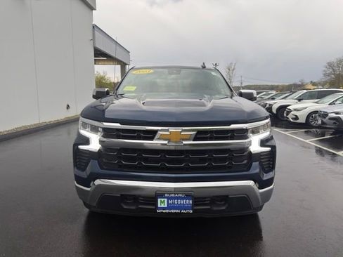 Used 2023 Chevrolet Silverado 1500 LT AWD/4WD image 2