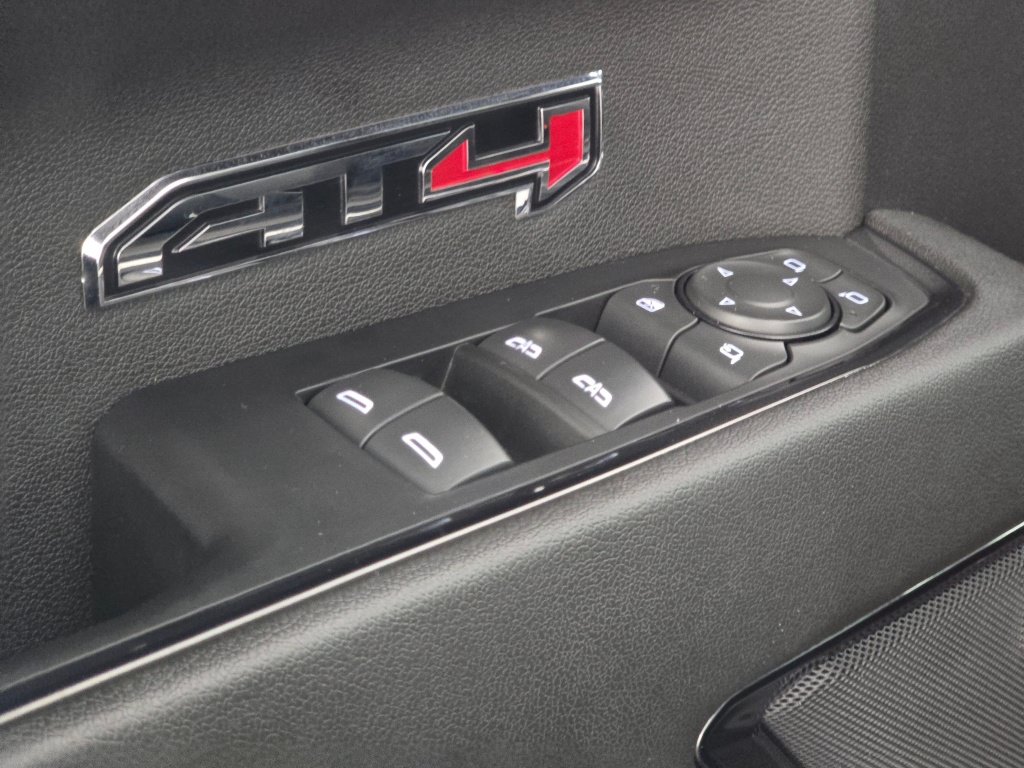 Used 2024 GMC Sierra 1500 AT4 w/ Technology Package AWD/4WD image 36