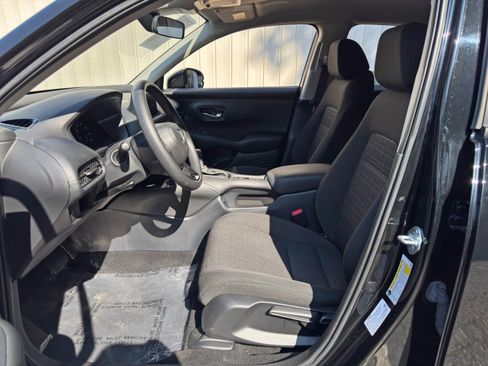 Used 2026 Honda HR-V LX image 15