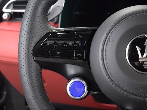 New 2025 Maserati Grecale Folgore image 29