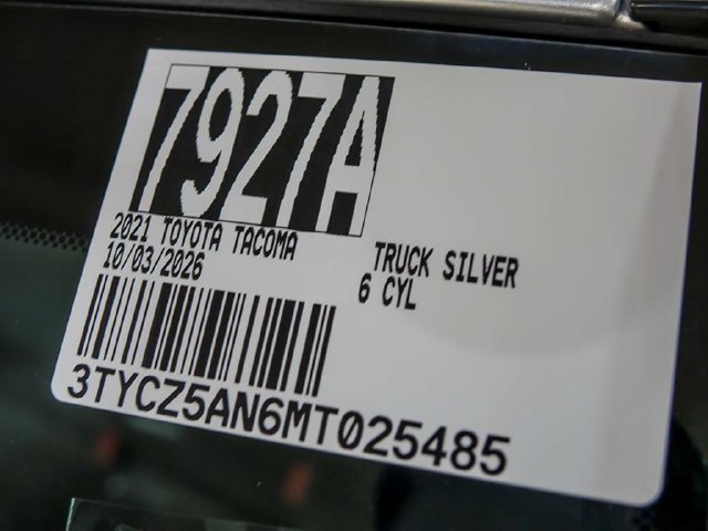 Used 2021 Toyota Tacoma TRD Sport AWD/4WD image 30