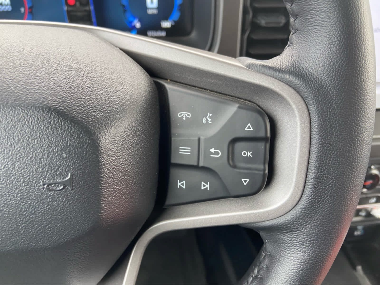 Used 2025 Ford Bronco Badlands AWD/4WD image 14