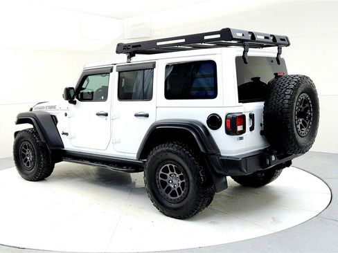Used 2022 Jeep Wrangler Unlimited Sport image 4