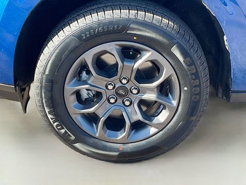 Used 2023 Ford Maverick XLT w/ Equipment Group 300A Standard AWD/4WD image 29
