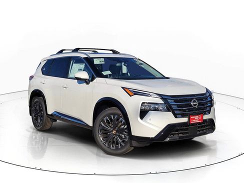 New 2026 Nissan Rogue Platinum AWD/4WD image 1