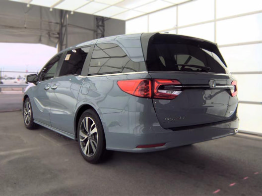 Used 2024 Honda Odyssey Touring image 4