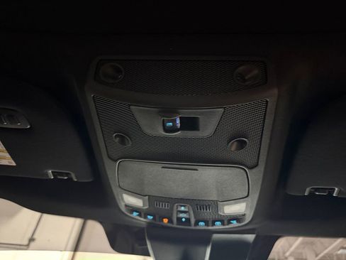 Used 2020 Ford F150 Lariat w/ Equipment Group 502A Luxury AWD/4WD image 19
