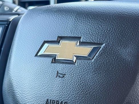 Used 2023 Chevrolet Silverado 1500 LT AWD/4WD image 22