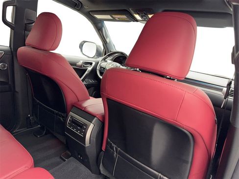 Used 2022 Lexus GX 460 Premium image 44