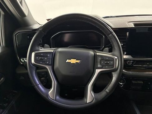Used 2023 Chevrolet Silverado 1500 LT image 22