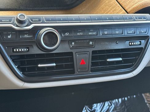 Used 2016 BMW i3 w/ Range Extender image 22