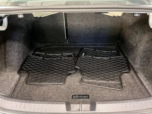 Used 2024 Volkswagen Jetta SE w/ Panoramic Sunroof Package FWD image 34